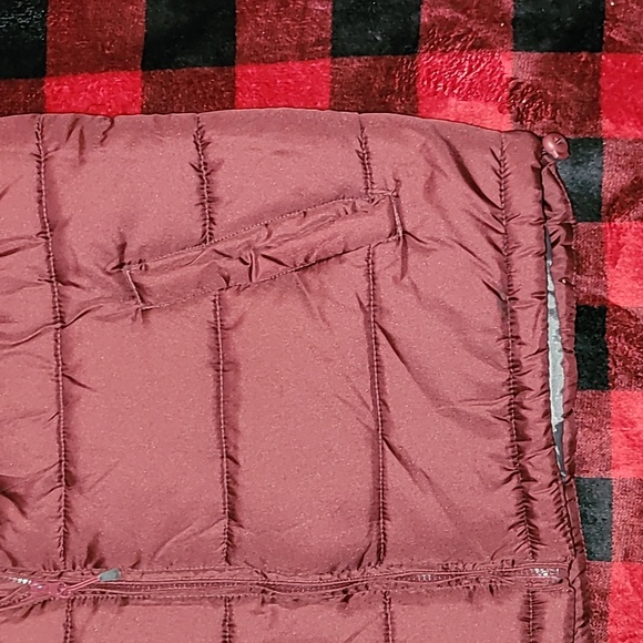 NordicTrack. Down Puffer Vest.  Like-new. Size XL - Picture 6 of 14